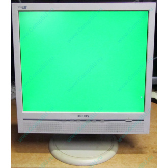 Б/У монитор 17" Philips 170B с колонками и USB-хабом в Магнитогорске, белый (Магнитогорск)